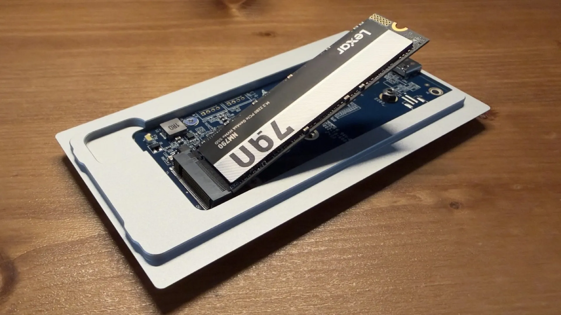 lexar-nm790-installing-angle-1.jpg